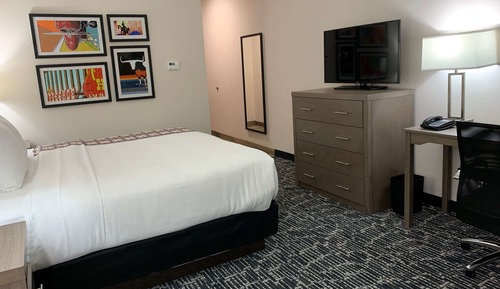 Room, 1 King Bed, Accessible, Non Smoking