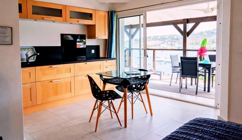 BUNGALOW 14