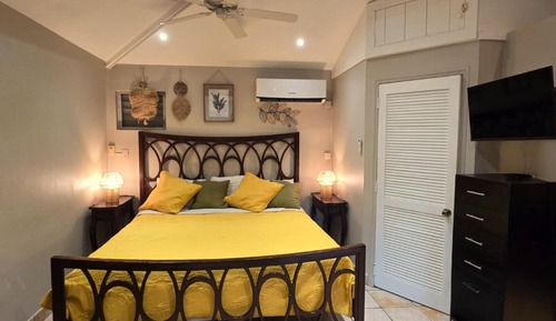 BUNGALOW 9