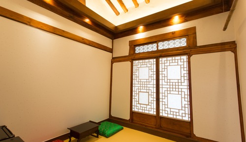 Traditional Room (Araetbang)