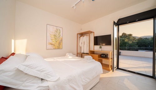 Luxury Villa, 3 Bedrooms (Villa Theodore)
