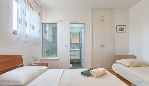 Comfort Apartment, 2 Bedrooms (1)