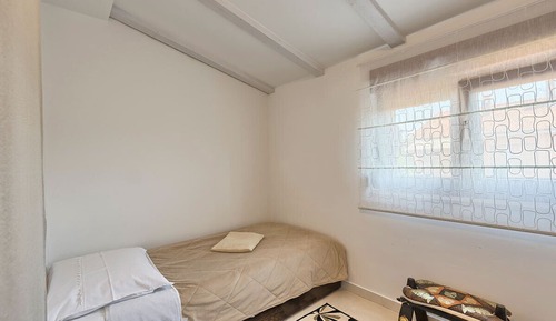 Classic Apartment, 2 Bedrooms (2)