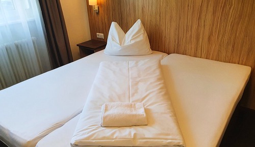 Double Room, 1 Double Bed