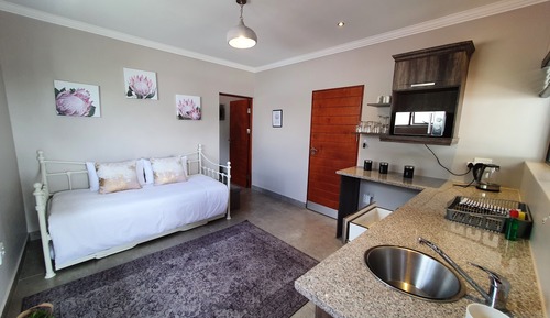Family Room - Bedroom 7
