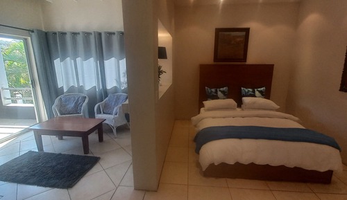 Economy Room, Balcony, Garden View