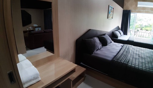 Standard Suite