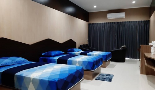 Superior Triple Room