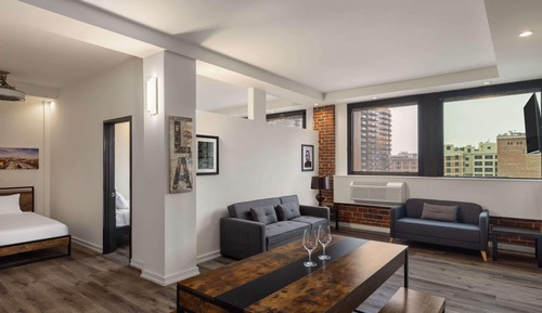 Penthouse, 2 Bedrooms, Non Smoking (Skyline Suite)