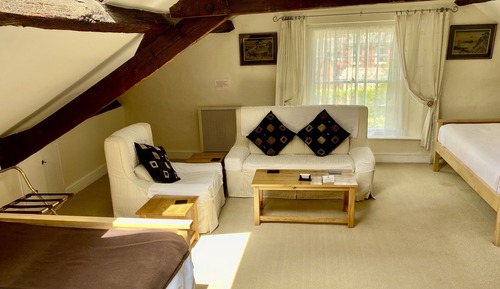 Deluxe Triple Room, 2 Bedrooms, Garden View