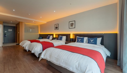 Deluxe Family Triple Room, Ocean View