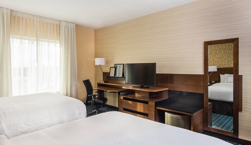 Room, 2 Queen Beds (Mobility Accessible, Tub)