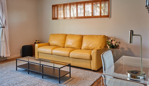 House, 3 Bedrooms, Mountain View