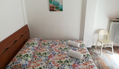Standard Triple Room, Shared Bathroom