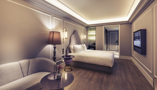 Deluxe Room, 1 King Bed