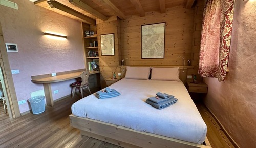 Deluxe Double Room, 1 King Bed, Valley View (three)