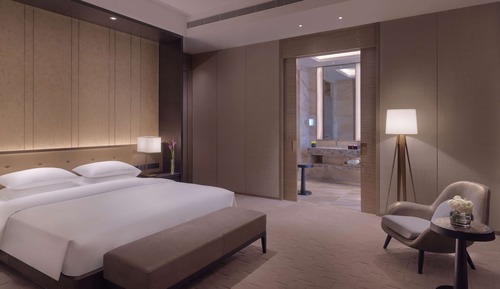 Regency, Executive Suite