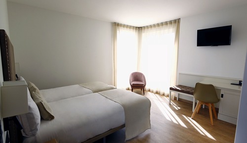 Deluxe Double Room, 2 Twin Beds, Non Smoking