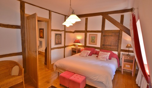 Suite (Charles)