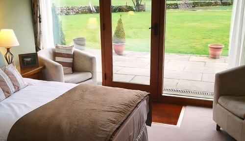 Double or Twin Room (Wharfdale)