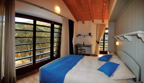 Classic Double Room, Mountain View