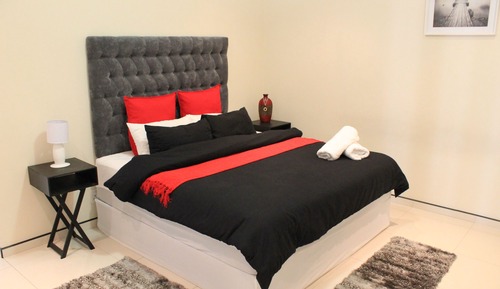 Luxury Double Room, 1 King Bed, Private Bathroom, Ocean View
