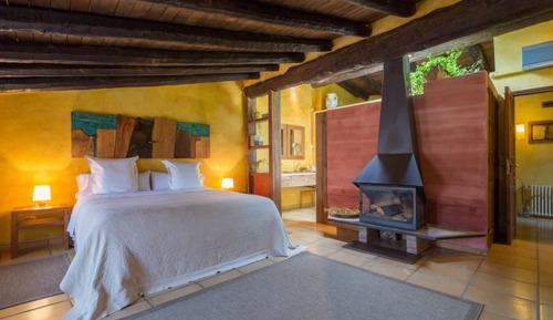 Suite, Fireplace