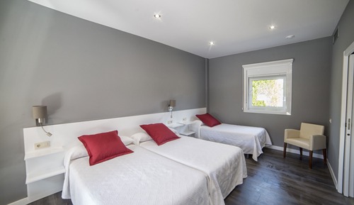 Triple Room