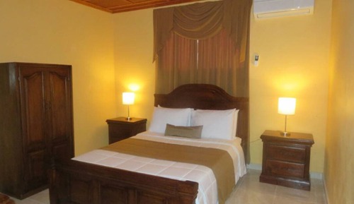 Diamond Room 