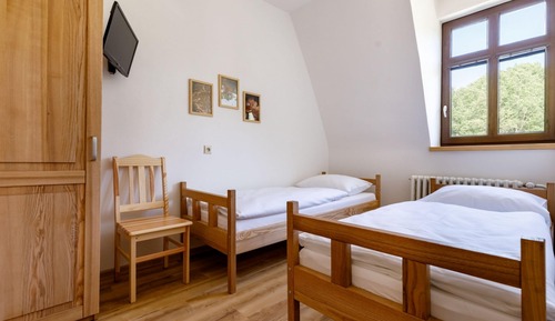 Family Room, 2 Bedrooms (A3)