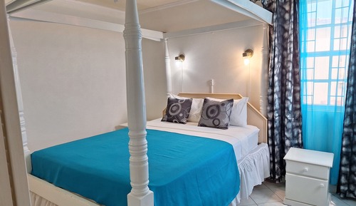Deluxe Apartment (2 bedrooms)