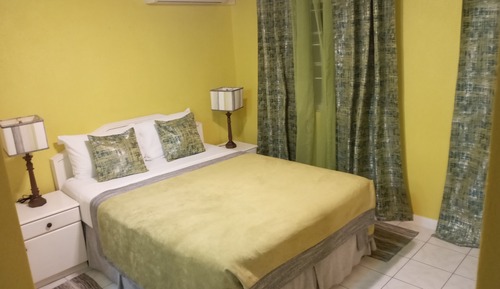 Deluxe Apartment (1 Bedroom) 