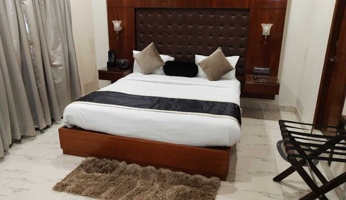 Prince Suite 