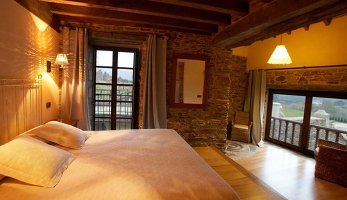 Superior Suite, Private Bathroom (4 Personas 6)