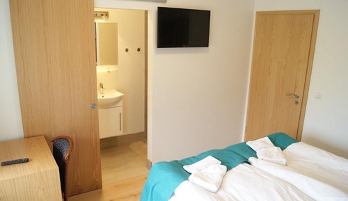 Standard Double or Twin Room, Private Bathroom