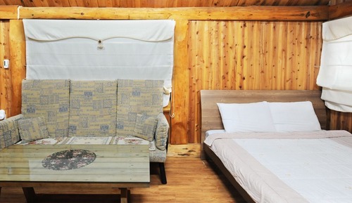 Double Room (Wood House 15PY)