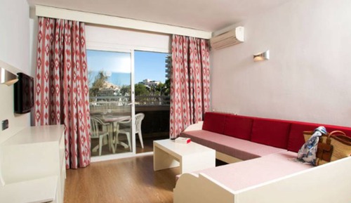 Apartment, 1 Bedroom, Balcony, Pool View