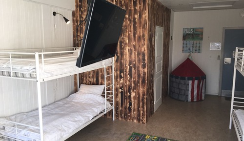 Studio Apartment with Private Bathroom & Shared Kitchen