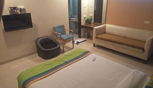 Deluxe Room, 1 King Bed
