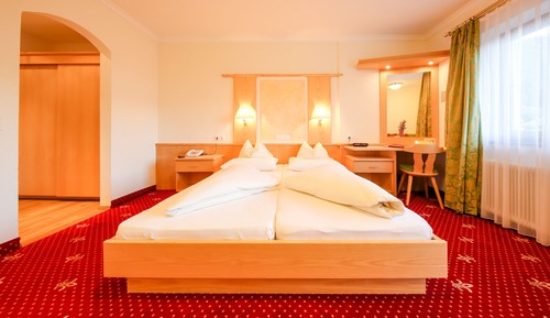 Superior Triple Room, Multiple Beds, Balcony, Valley View