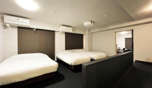 Exclusive Suite, Multiple Bedrooms, Accessible