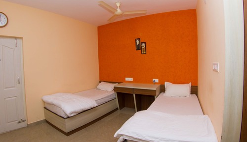 Executive Studio, 2 Twin Beds