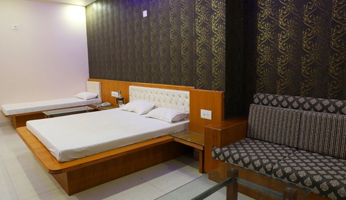 Luxury Triple Room