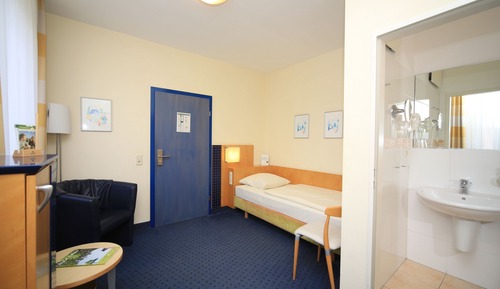 Classic Single Room