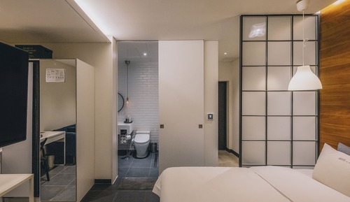 Deluxe Twin Room, Park View (No Breakfast on Mondays)