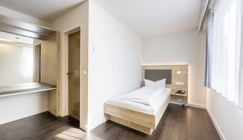 Classic Single Room