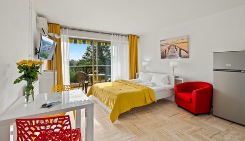 Studio, Pool View (2 PAX)