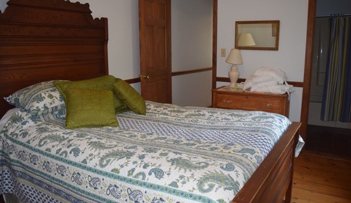 Traditional Suite