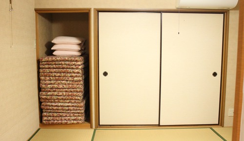 Standard Japanese Western Style Room For 6 Guests