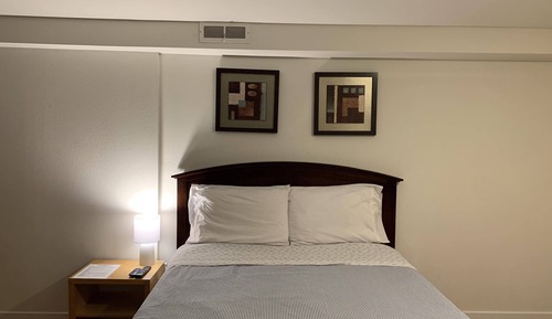 Design Room, 1 Queen Bed with Sofa bed, Shared Bathroom